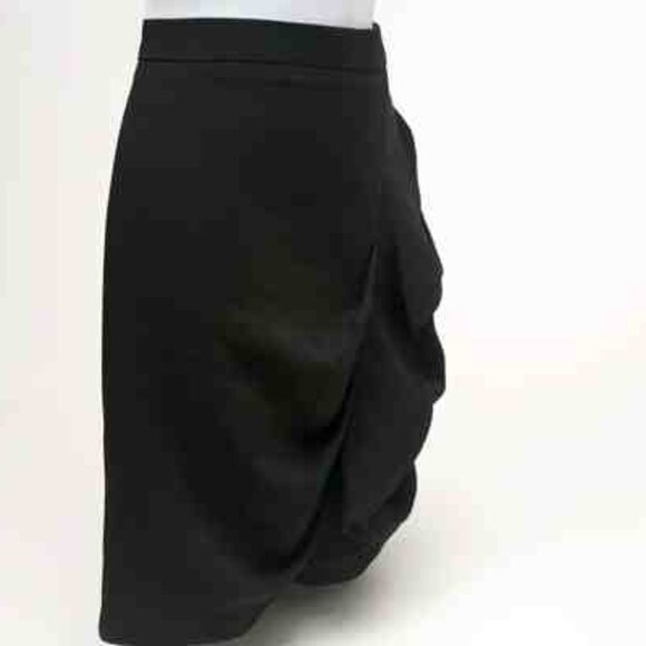 BCBGeneration - Black Ruffled Mini Skirt - Picture 3 of 5
